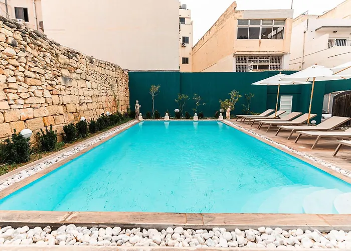 1 At Palazzo Seraphim Boutique Living In St Julians Сент Джулианс