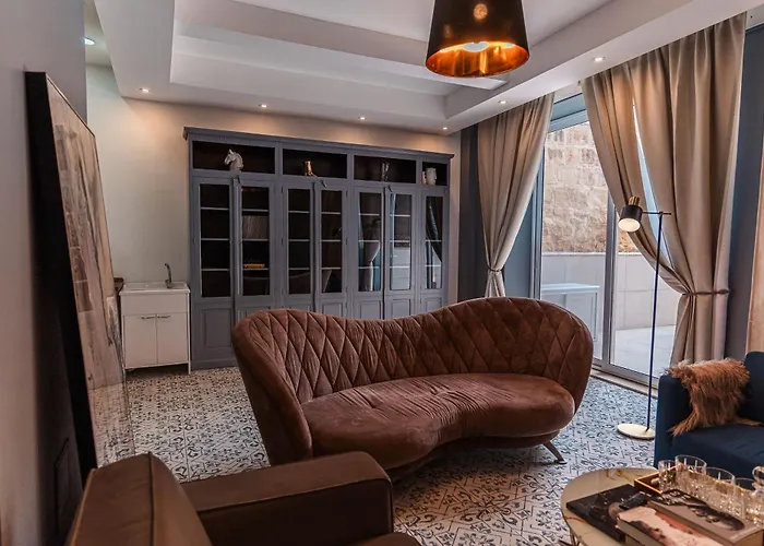 1 At Palazzo Seraphim Boutique Living In St Julians